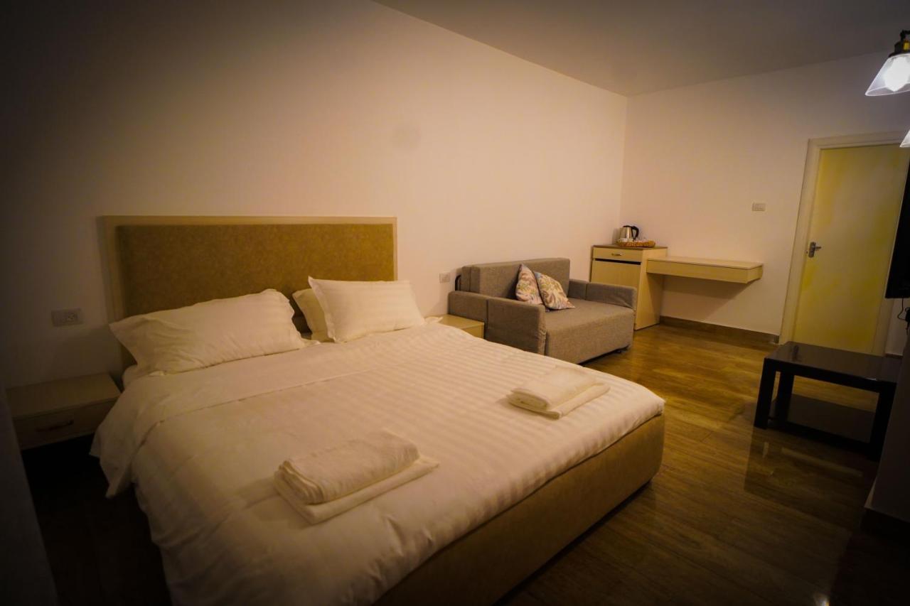 Eco Hostel Рамала Екстериор снимка